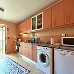 Renovated And Spacious Duplex With Patio, By Timecooler Lägenhet Lisboa