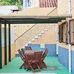 Lägenhet Renovated And Spacious Duplex With Patio, By Timecooler *