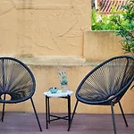 Renovated And Spacious Duplex With Patio, By Timecooler Lisboa