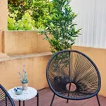 Renovated And Spacious Duplex With Patio, By Timecooler Lisboa