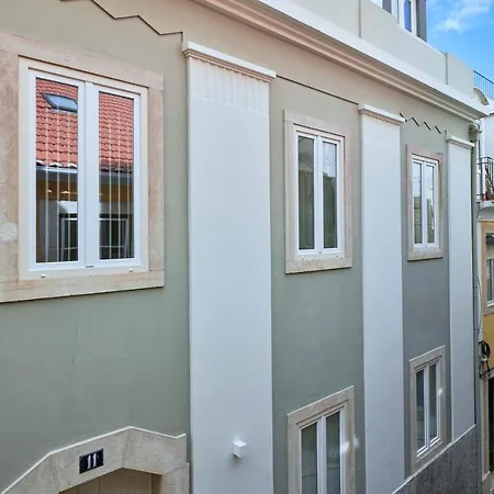 Lägenhet Renovated And Spacious Duplex With Patio, By Timecooler Lisboa
