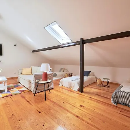 Renovated And Spacious Duplex With Patio, By Timecooler Apartment Lissabon