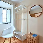 Apartamento Renovated And Spacious Duplex With Patio, By Timecooler *