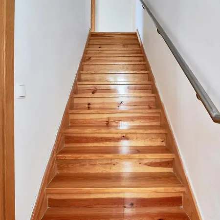 Renovated And Spacious Duplex With Patio, By Timecooler Apartman *